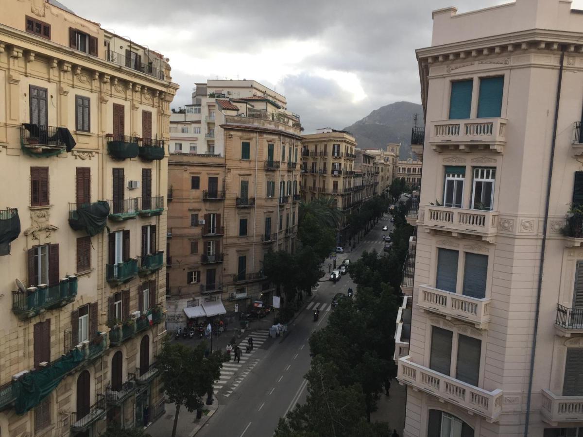 Due Cani Apartment Palermo Exterior foto